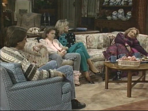 Charmed-Online_dot_nl_WhosTheBoss5x07-1147.jpg Charmed-Online_dot_nl_WhosTheBoss5x07-1147.jpg