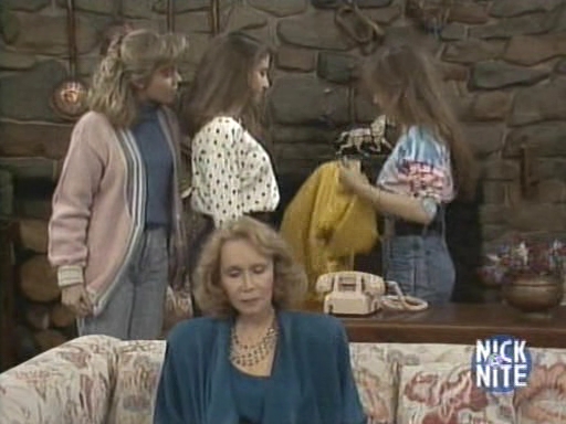 Charmed-Online_dot_nl_WhosTheBoss5x12-0188.jpg Charmed-Online_dot_nl_WhosTheBoss5x12-0188.jpg