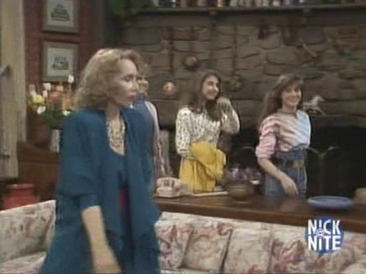 Charmed-Online_dot_nl_WhosTheBoss5x12-0205.jpg Charmed-Online_dot_nl_WhosTheBoss5x12-0205.jpg