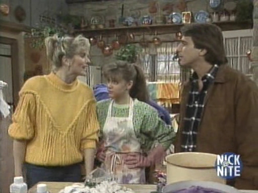 Charmed-Online_dot_nl_WhosTheBoss5x12-0704.jpg Charmed-Online_dot_nl_WhosTheBoss5x12-0704.jpg