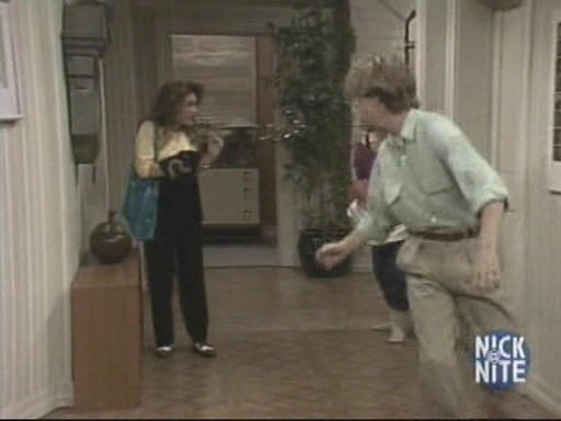 Charmed-Online_dot_nl_WhosTheBoss5x19-0408.jpg Charmed-Online_dot_nl_WhosTheBoss5x19-0408.jpg