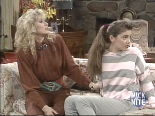 Charmed-Online_dot_nl_WhosTheBoss6x03-0280.jpg Charmed-Online_dot_nl_WhosTheBoss6x03-0280.jpg