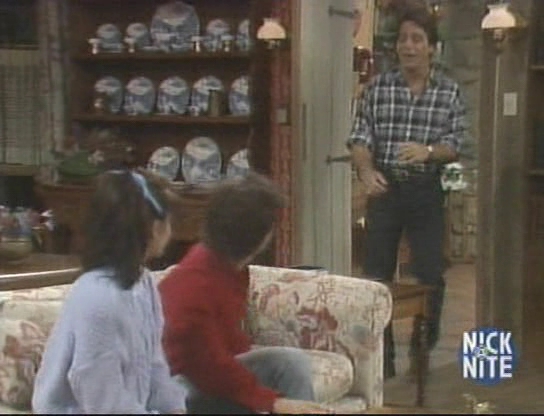 Charmed-Online_dot_nl_WhosTheBoss6x16-0044.jpg Charmed-Online_dot_nl_WhosTheBoss6x16-0044.jpg