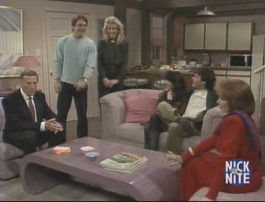 Charmed-Online_dot_nl_WhosTheBoss6x16-0445.jpg Charmed-Online_dot_nl_WhosTheBoss6x16-0445.jpg