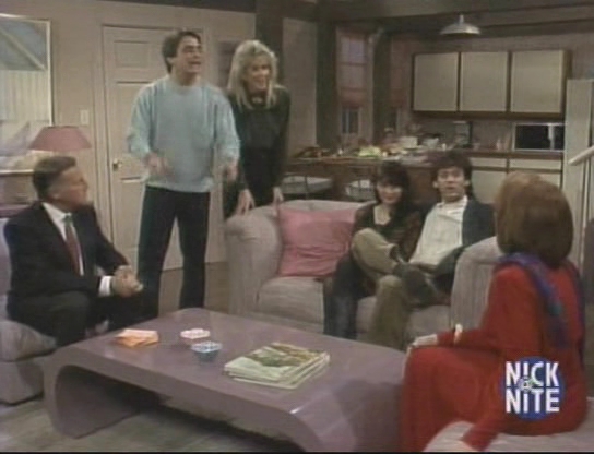 Charmed-Online_dot_nl_WhosTheBoss6x16-0450.jpg Charmed-Online_dot_nl_WhosTheBoss6x16-0450.jpg