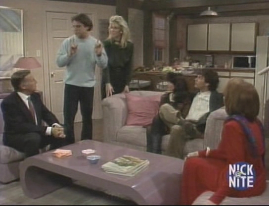 Charmed-Online_dot_nl_WhosTheBoss6x16-0451.jpg Charmed-Online_dot_nl_WhosTheBoss6x16-0451.jpg