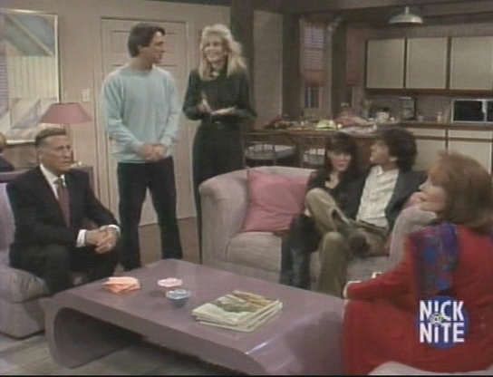 Charmed-Online_dot_nl_WhosTheBoss6x16-0464.jpg Charmed-Online_dot_nl_WhosTheBoss6x16-0464.jpg