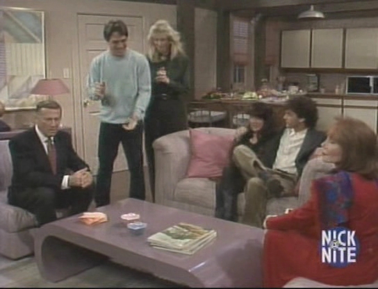 Charmed-Online_dot_nl_WhosTheBoss6x16-0465.jpg Charmed-Online_dot_nl_WhosTheBoss6x16-0465.jpg