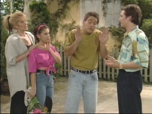 Charmed-Online-dot_nl-WhosTheBoss8x04-1151.jpg