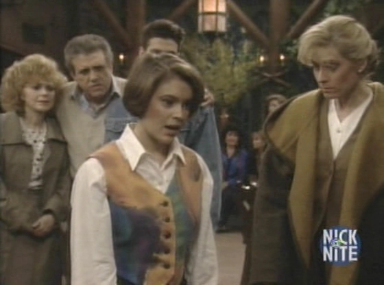 Charmed-Online-dot_nl-WhosTheBoss8x17-2168.jpg