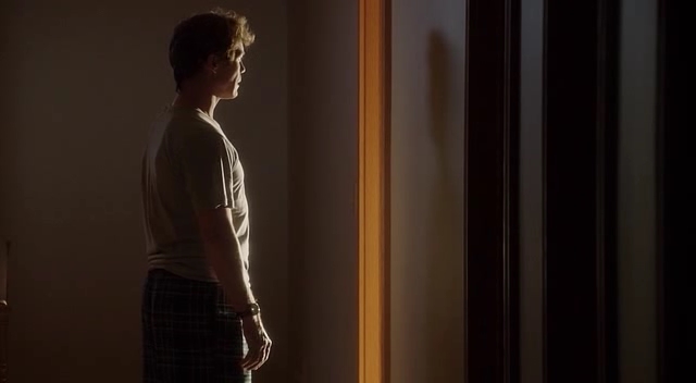 Charmed-Online-dot-nl_BeAfraid2045.jpg Charmed-Online-dot-nl_BeAfraid2045.jpg