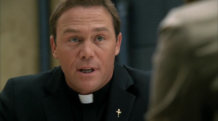 Charmed-Online-dot-NL-Castle3x03-1337.jpg