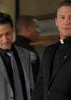 Charmed-Online-dot-NL-Castle3x03-1141.jpg