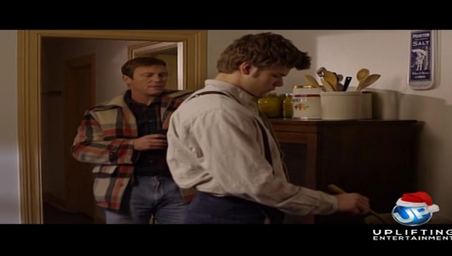 charmed-online-dot-nl_ChristmasForADollar2589.jpg