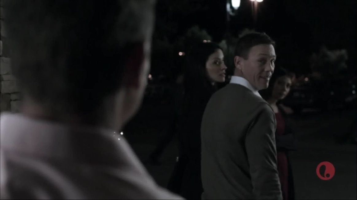 Charmed-Online-dot-NL-HisDoubleLife2514.jpg Charmed-Online-dot-NL-HisDoubleLife2514.jpg