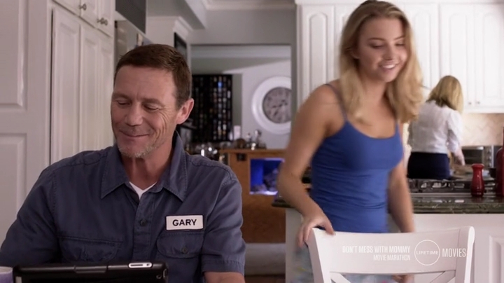 Charmed-Online-dot-nl_PartyMom0632.jpg Charmed-Online-dot-nl_PartyMom0632.jpg