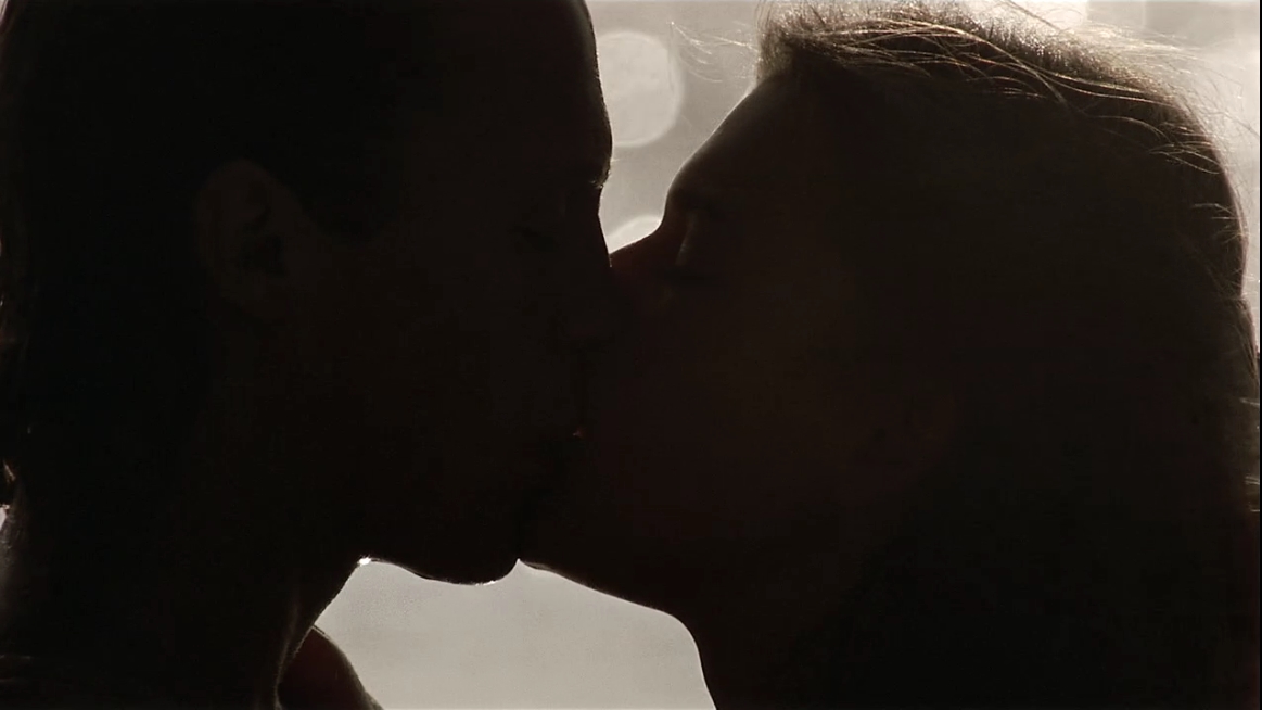 Charmed-Online-dot-NL-ReturntotheBlueLagoon1374.jpg