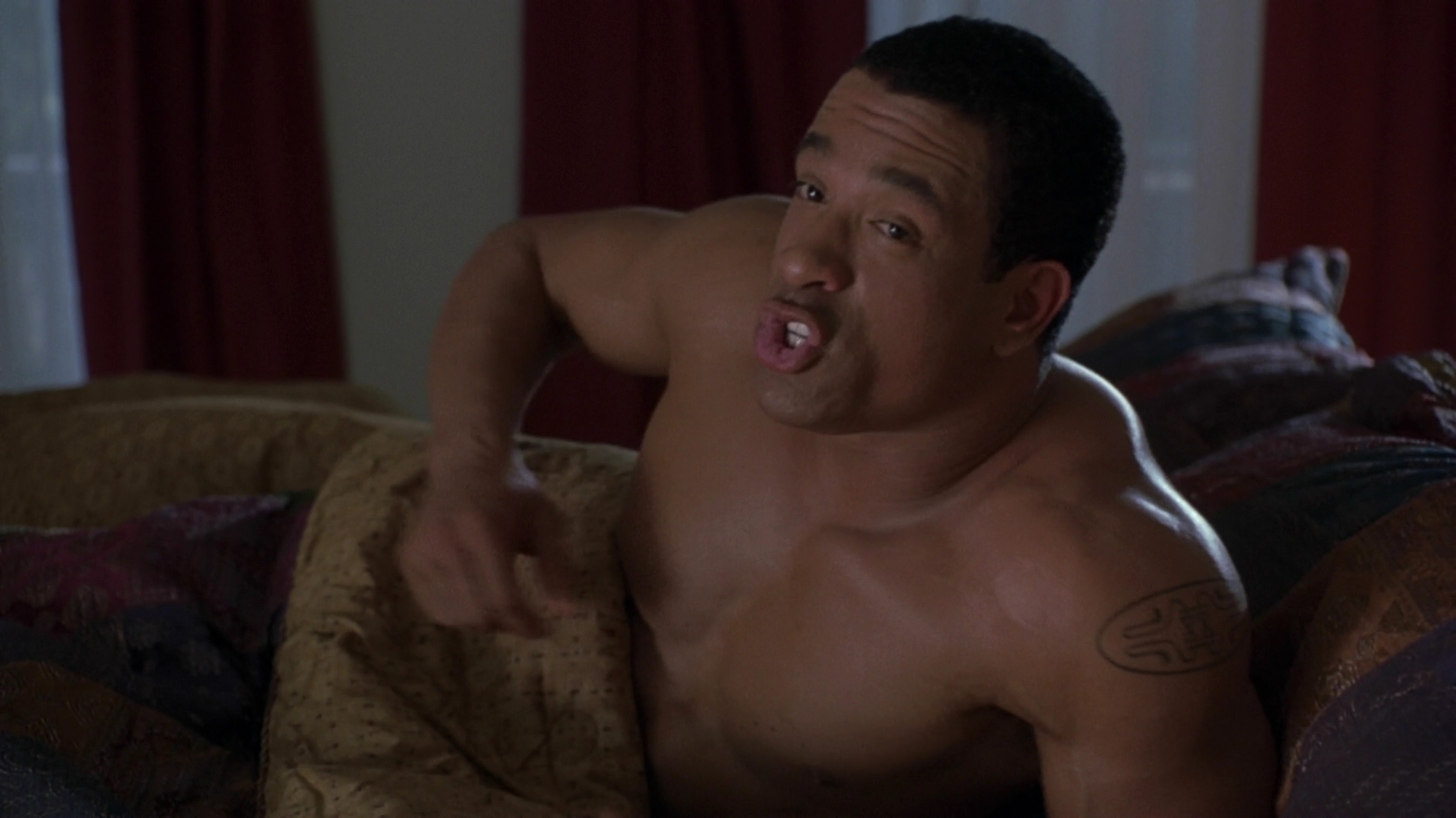 Charmed-Online-dot_nl-GettingPlayed0258.jpg Charmed-Online-dot_nl-GettingPlayed0258.jpg