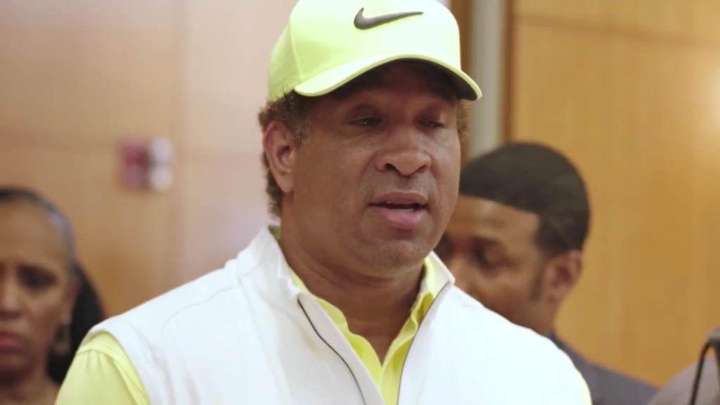 Charmed-Online-dot-nl_WhenItComesAround0376.jpg Charmed-Online-dot-nl_WhenItComesAround0376.jpg