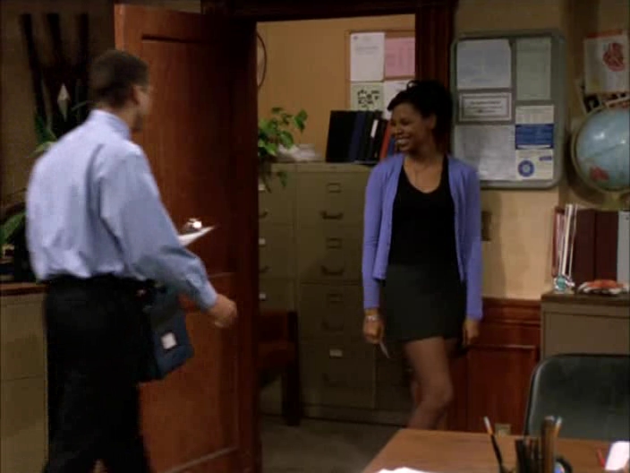 Charmed-Online-dot_nl-3rdRockfromtheSunS04E20-0275.jpg