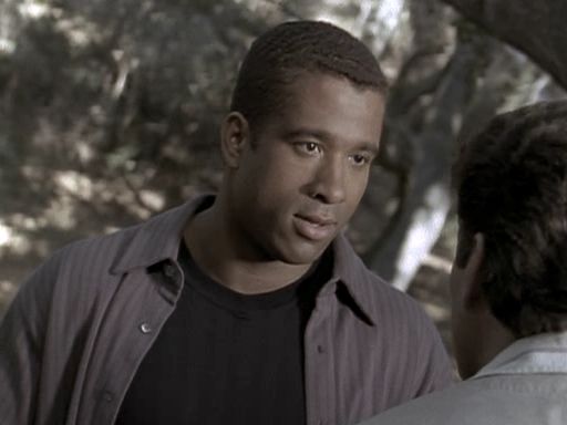 Charmed-Online-dot-NL-BaywatchNights2x06-1766.jpg Charmed-Online-dot-NL-BaywatchNights2x06-1766.jpg