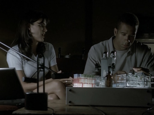 Charmed-Online-dot-NL-BaywatchNights2x09-0995.jpg Charmed-Online-dot-NL-BaywatchNights2x09-0995.jpg