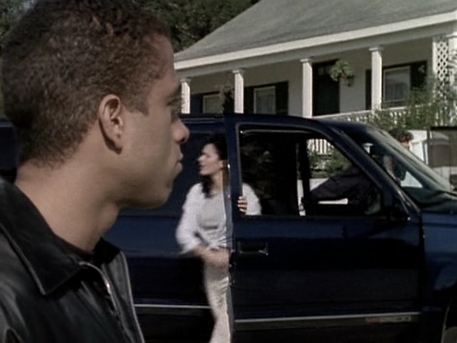 Charmed-Online-dot-NL-BaywatchNights2x10-0317.jpg Charmed-Online-dot-NL-BaywatchNights2x10-0317.jpg