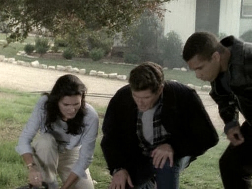 Charmed-Online-dot-NL-BaywatchNights2x10-0834.jpg Charmed-Online-dot-NL-BaywatchNights2x10-0834.jpg