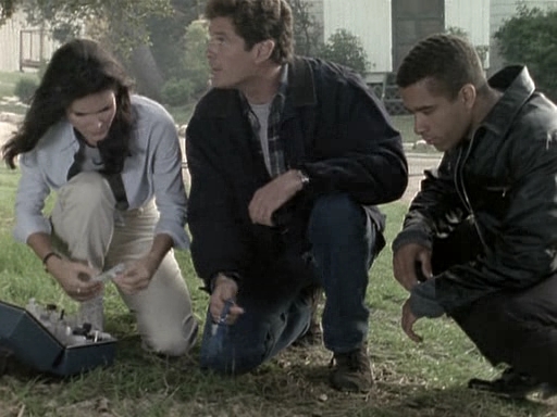 Charmed-Online-dot-NL-BaywatchNights2x10-0841.jpg Charmed-Online-dot-NL-BaywatchNights2x10-0841.jpg