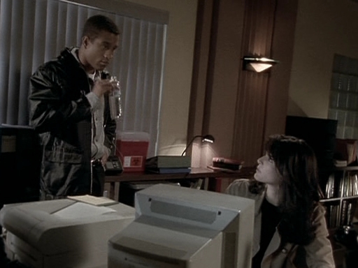 Charmed-Online-dot-NL-BaywatchNights2x17-1237.jpg