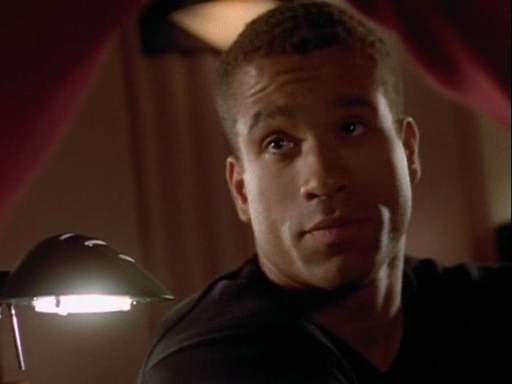 Charmed-Online-dot-NL-BaywatchNights2x20-0491.jpg