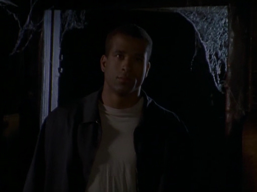 Charmed-Online-dot-NL-BaywatchNights2x22-2194.jpg