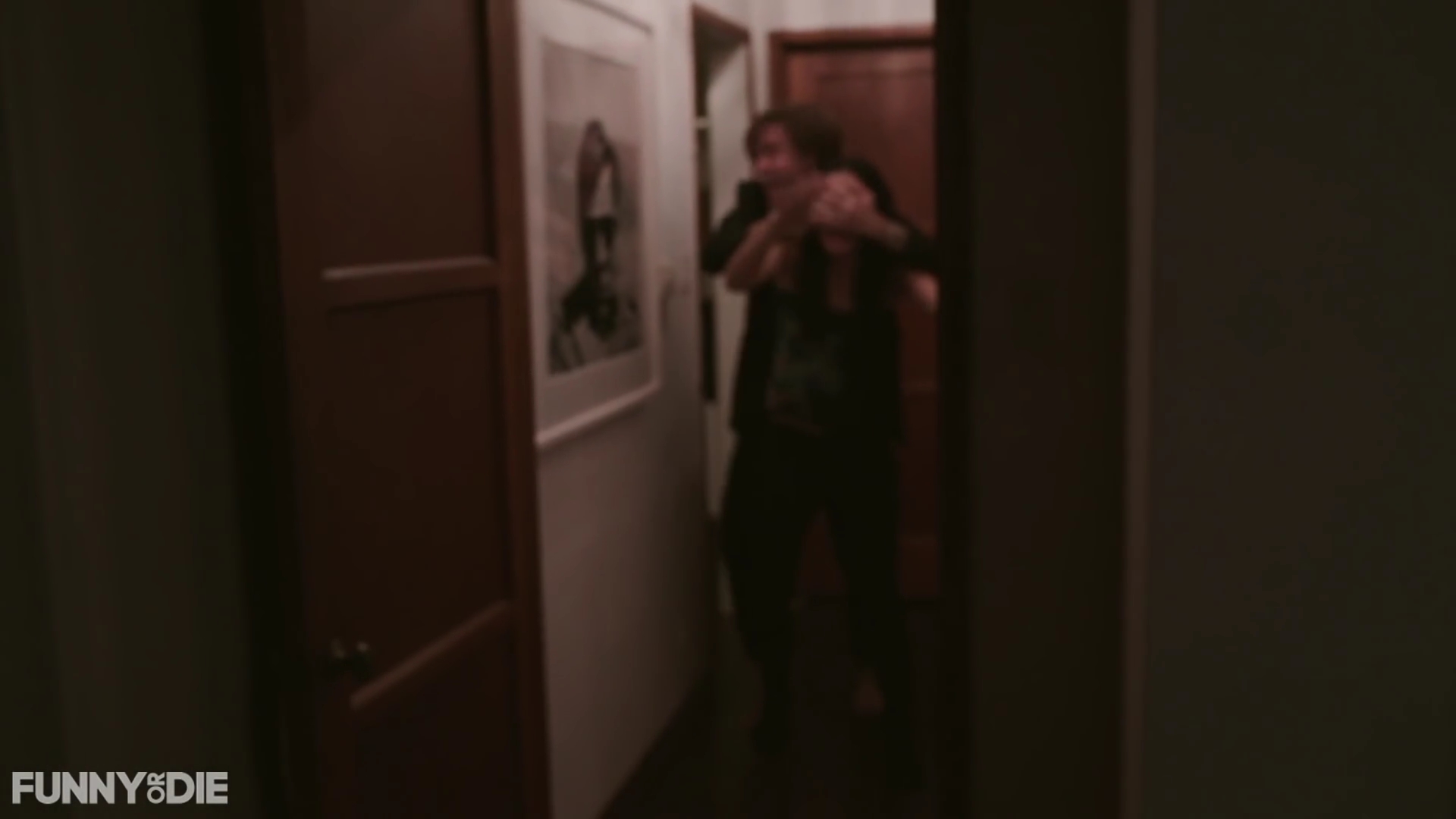 Charmed-Online-dot-NL_FunnyOrDie-ABunchOfDicks0329.jpg