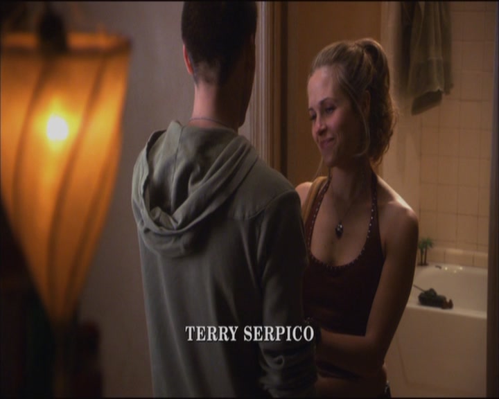 Charmed-Online_dot_net-ArmyWives1x01-1x04-2571.jpg Charmed-Online_dot_net-ArmyWives1x01-1x04-2571.jpg