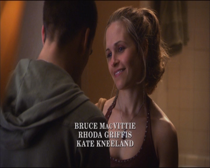 Charmed-Online_dot_net-ArmyWives1x01-1x04-2576.jpg