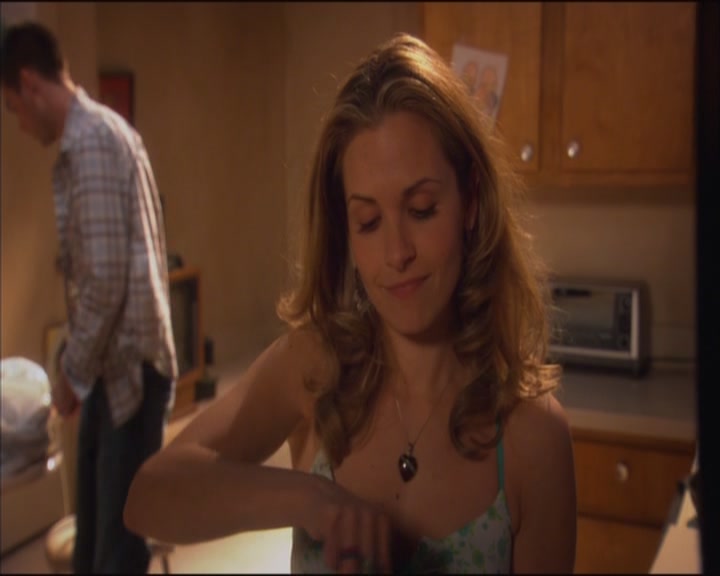 Charmed-Online_dot_net-ArmyWives1x01-1x04-3094.jpg Charmed-Online_dot_net-ArmyWives1x01-1x04-3094.jpg