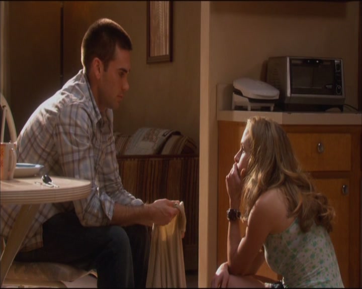 Charmed-Online_dot_net-ArmyWives1x01-1x04-3139.jpg Charmed-Online_dot_net-ArmyWives1x01-1x04-3139.jpg