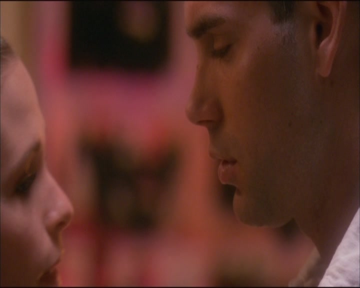Charmed-Online_dot_net-ArmyWives1x01-1x04-5759.jpg