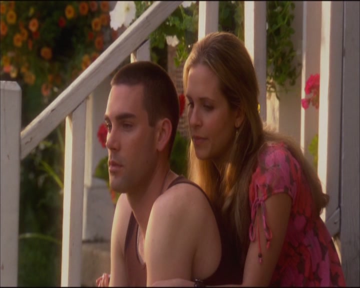 Charmed-Online_dot_net-ArmyWives1x01-1x04-6401.jpg