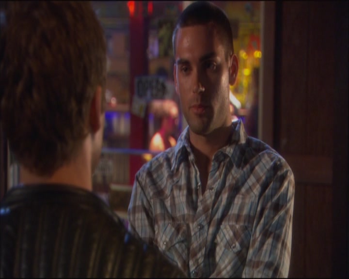 Charmed-Online_dot_net-ArmyWives1x01-1x04-6589.jpg