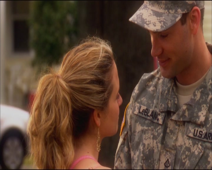 Charmed-Online_dot_net-ArmyWives1x01-1x04-7449.jpg