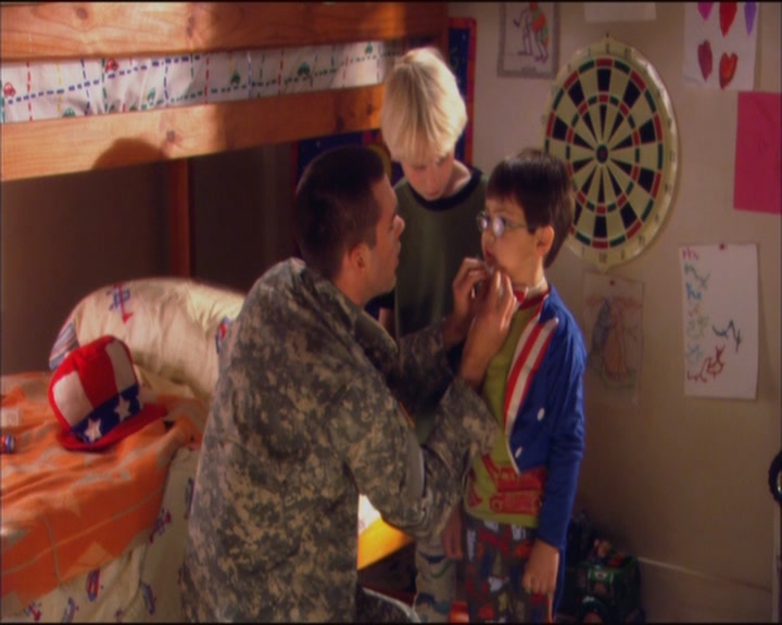 Charmed-Online_dot_net-ArmyWives1x05-1x09-0649.jpg