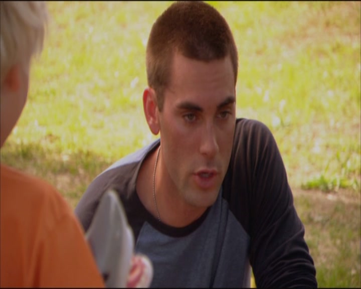 Charmed-Online_dot_net-ArmyWives1x05-1x09-2761.jpg Charmed-Online_dot_net-ArmyWives1x05-1x09-2761.jpg