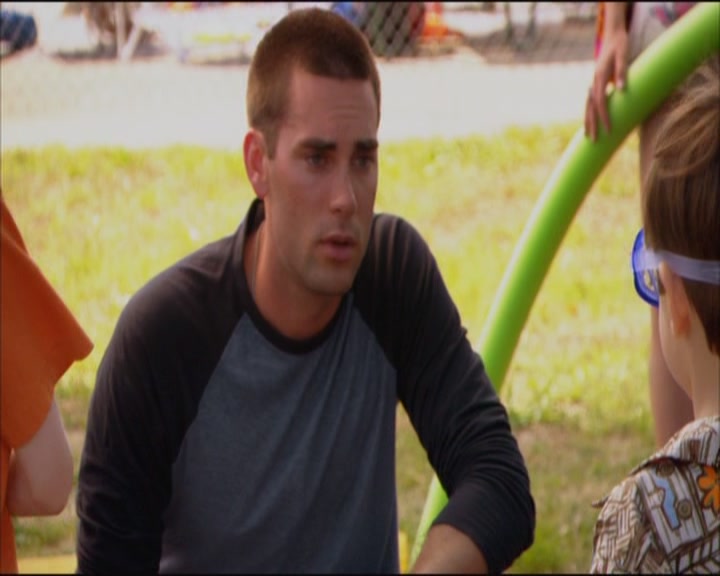 Charmed-Online_dot_net-ArmyWives1x05-1x09-2787.jpg