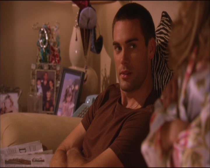 Charmed-Online_dot_net-ArmyWives1x05-1x09-3275.jpg
