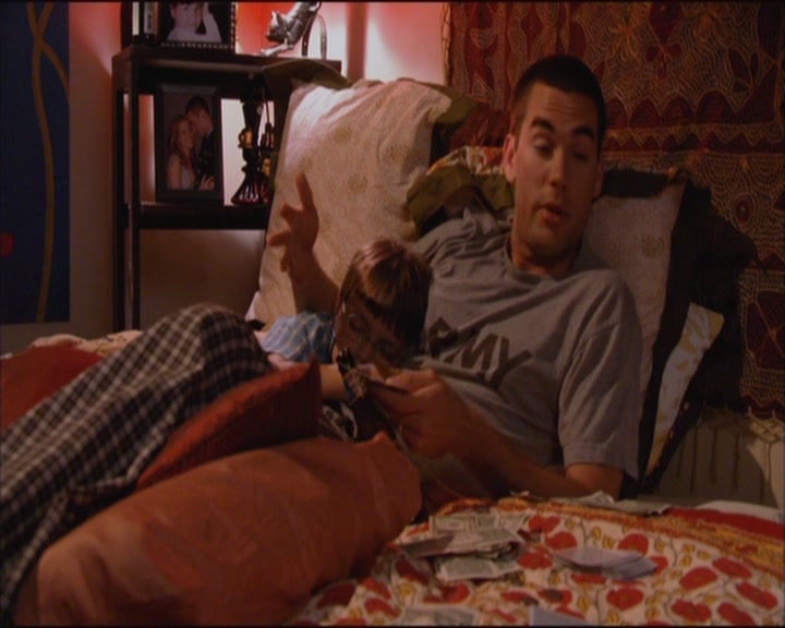 Charmed-Online_dot_net-ArmyWives1x05-1x09-3994.jpg