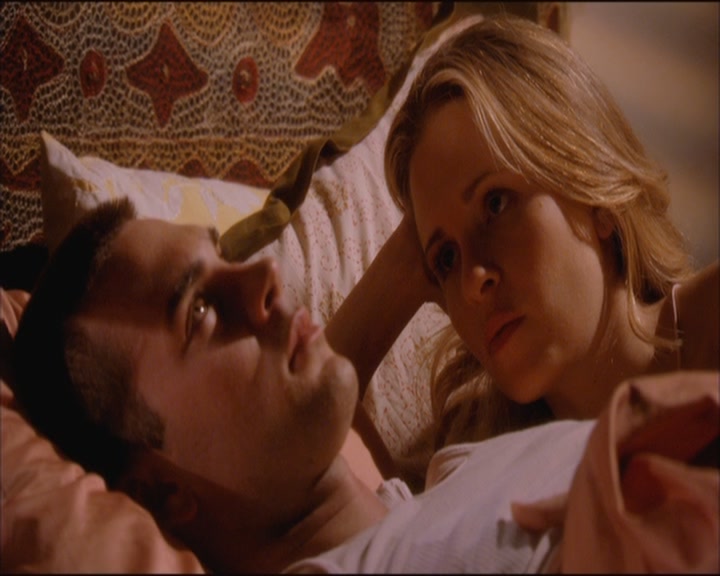 Charmed-Online_dot_net-ArmyWives1x05-1x09-4412.jpg Charmed-Online_dot_net-ArmyWives1x05-1x09-4412.jpg