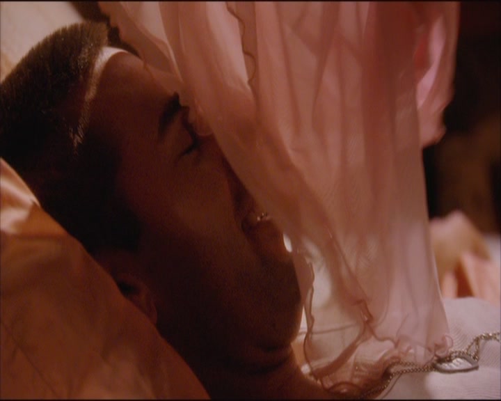 Charmed-Online_dot_net-ArmyWives1x05-1x09-4451.jpg