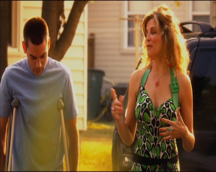 Charmed-Online_dot_net-ArmyWives1x05-1x09-5310.jpg Charmed-Online_dot_net-ArmyWives1x05-1x09-5310.jpg