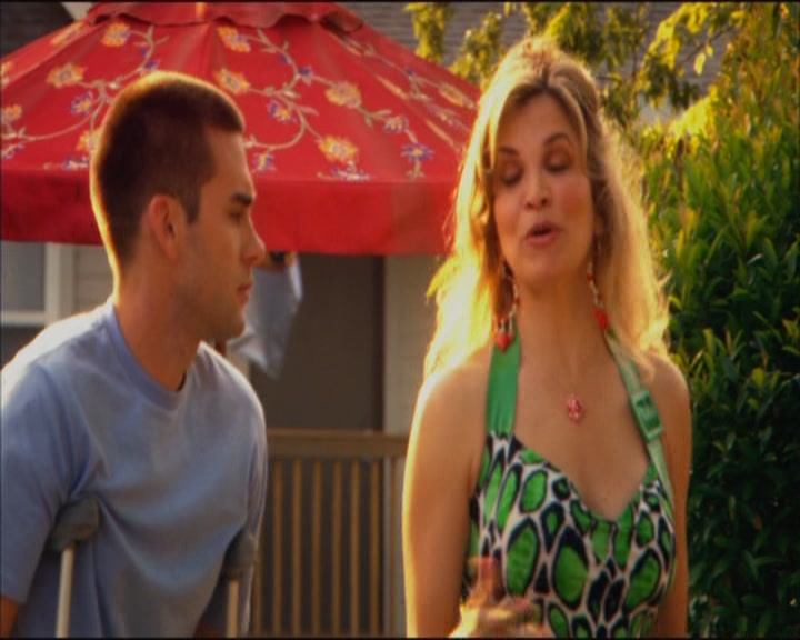 Charmed-Online_dot_net-ArmyWives1x05-1x09-5313.jpg Charmed-Online_dot_net-ArmyWives1x05-1x09-5313.jpg